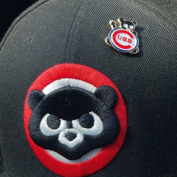 Meet your Posher, Derrick - Picture 2 of 4